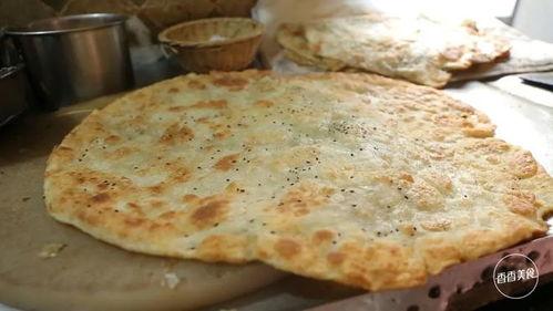 大饼哥吃瓜吃吐视频,揭秘娱乐圈幕后真相