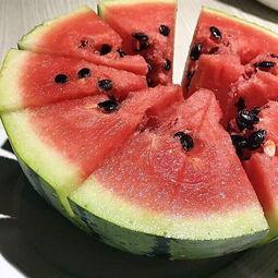 吃瓜的西瓜头,揭秘吃瓜群众的趣味生活